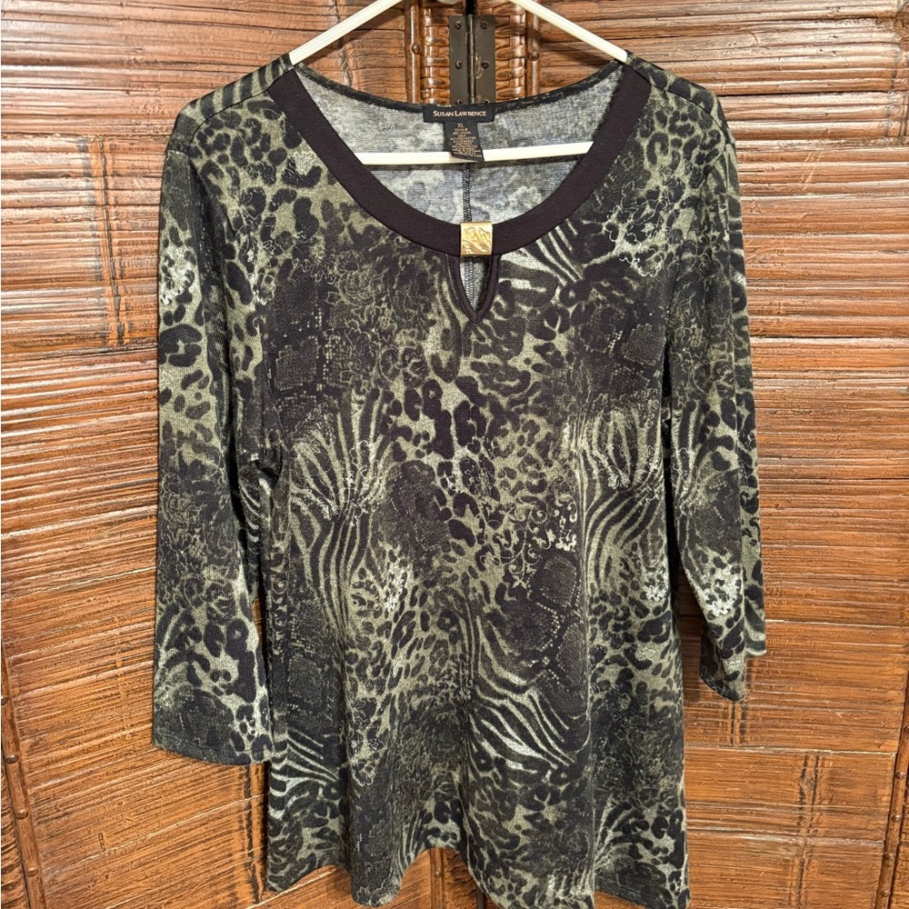 Susan Lawrence Animal Print Stylish Blouse